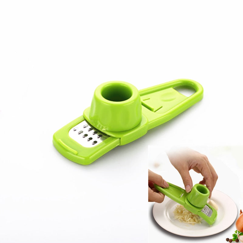 Flavorful Ease: Garlic Press & Squeezer